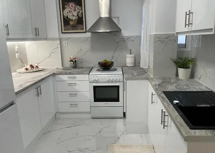 Modern Apartment In The Heart Of Athens.