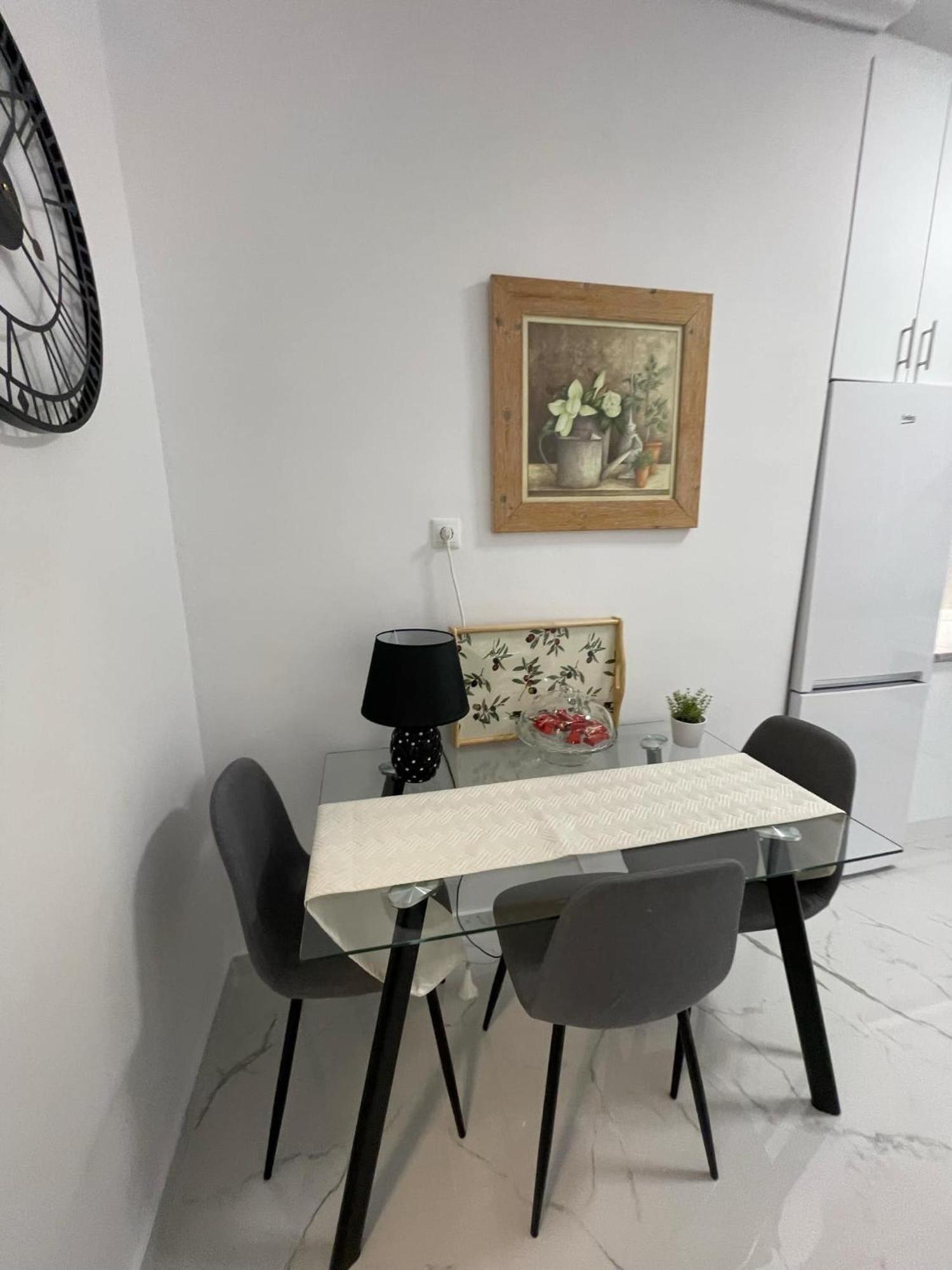 Apartment Modern In The Heart Of Athens.